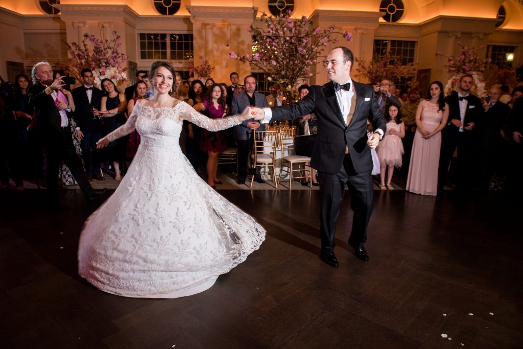 bride and groom first dance